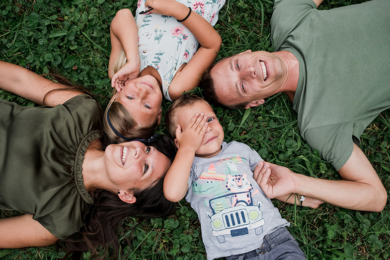 A family that decided to hire a photographer.