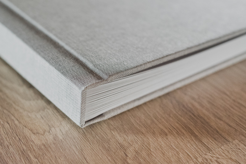 The look of the wedding book cover, which is dressed in the fabric.